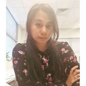 Meet your Posher, Roselle